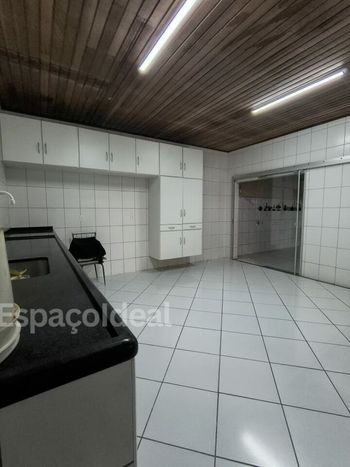 Foto 1 do(a) Casa de 3 quartos à venda em Centro, Lençóis Paulista