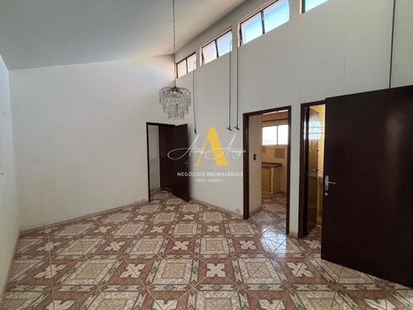 Foto 23 do(a) Casa de 3 quartos à venda em Vila São Lúcio, Botucatu