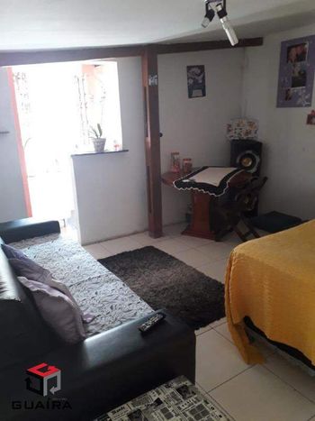 Foto 16 do(a) Casa de 3 quartos à venda em Vila Palmares, Santo André