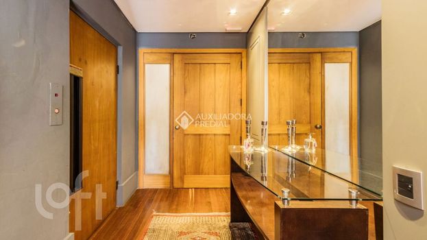 Foto 2 do(a) Apartamento de 4 quartos à venda em Moinhos de Vento, Porto Alegre