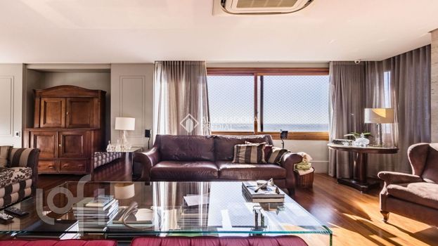 Foto 3 do(a) Apartamento de 4 quartos à venda em Moinhos de Vento, Porto Alegre