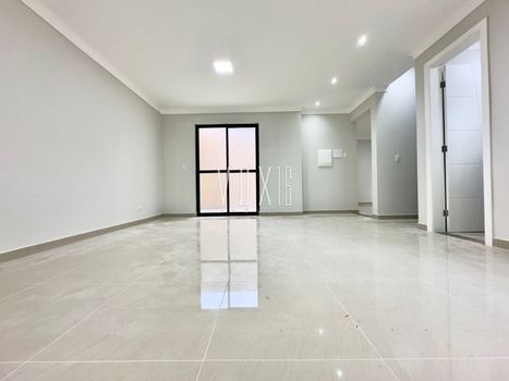 Foto 5 do(a) Casa em Condomínio de 3 quartos à venda em Xaxim, Curitiba