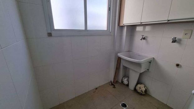 Foto 5 do(a) Apartamento de 2 quartos à venda em Canto do Forte, Praia Grande