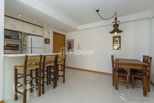 Foto 4 do(a) Apartamento de 2 quartos à venda em Passo da Areia, Porto Alegre