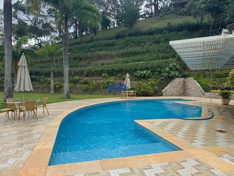 Foto 43 do(a) Casa em Condomínio de 6 quartos à venda em Itaipava, Petrópolis