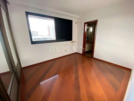 Foto 1 do(a) Apartamento de 5 quartos à venda em Belvedere, Belo Horizonte