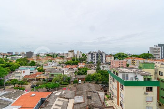 Foto 11 do(a) Apartamento de 1 quartos à venda em Vila Ipiranga, Porto Alegre