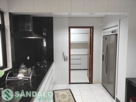Foto 33 do(a) Apartamento de 4 quartos à venda em Zona 01, Maringá