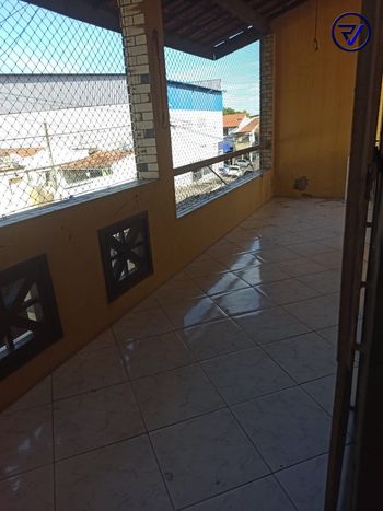 Foto 2 do(a) Casa de 4 quartos à venda em Tauape, Fortaleza