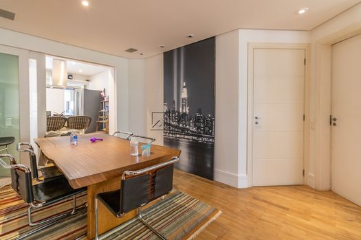 Foto 5 do(a) Apartamento de 2 quartos à venda em Vila Nova Conceição, São Paulo