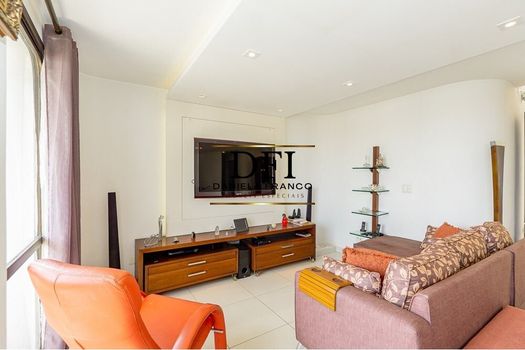 Foto 2 do(a) Apartamento de 3 quartos à venda em Vila Suzana, São Paulo