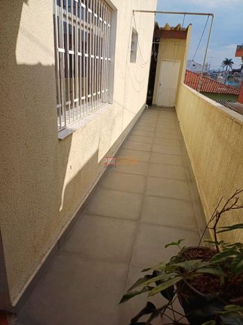 Foto 18 do(a) Casa de 3 quartos à venda em Vila Aquilino, Santo André