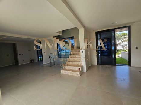 Foto 1 do(a) Casa em Condomínio de 3 quartos à venda em Jurerê Internacional, Florianópolis