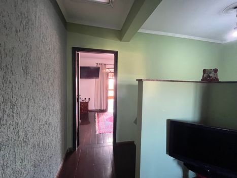 Foto 5 do(a) Casa de 3 quartos à venda em Jardim Roberto, Osasco