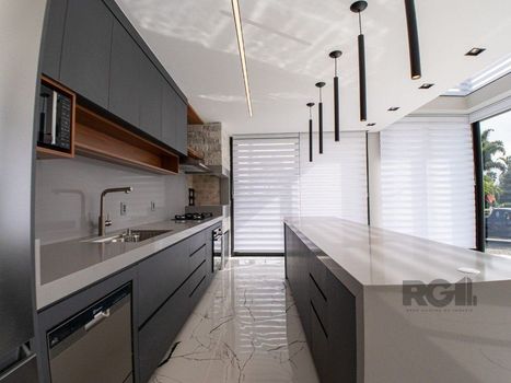 Foto 32 do(a) Casa em Condomínio de 5 quartos à venda em null, Torres