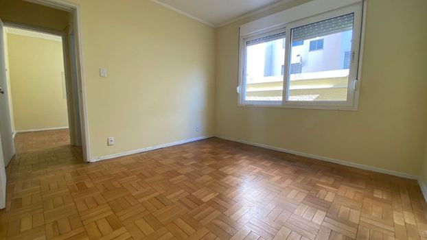 Foto 1 do(a) Apartamento de 1 quartos à venda em Jardim Botânico, Porto Alegre
