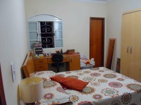 Foto 9 do(a) Casa de 1 quartos à venda em Parque Bom Retiro, Paulínia