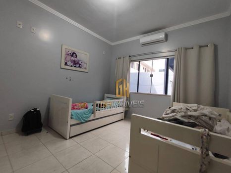 Foto 6 do(a) Casa em Condomínio de 3 quartos à venda em Cidade Jardim, Goiânia