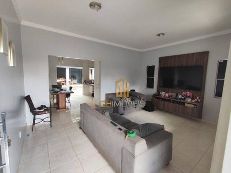 Foto 1 do(a) Casa em Condomínio de 3 quartos à venda em Cidade Jardim, Goiânia
