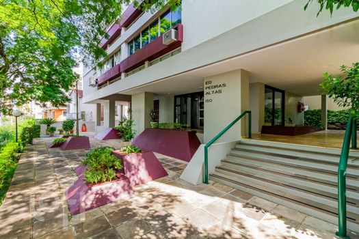 Foto 40 do(a) Apartamento de 3 quartos à venda em Petrópolis, Porto Alegre