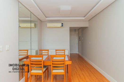 Foto 8 do(a) Apartamento de 3 quartos à venda em Chácara das Pedras, Porto Alegre