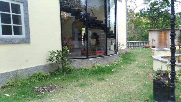 Foto 1 do(a) Casa em Condomínio de 4 quartos para alugar em Samambaia, Petrópolis