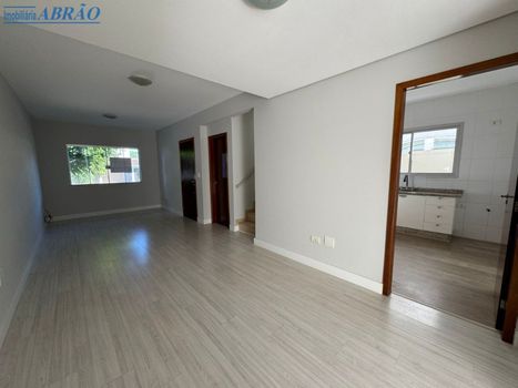 Foto 4 do(a) Casa em Condomínio de 3 quartos à venda em Parque das Laranjeiras, Maringá