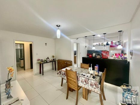 Foto 6 do(a) Apartamento de 3 quartos à venda em Ponta Verde, Maceió