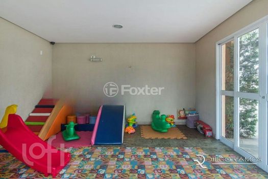Foto 13 do(a) Apartamento de 3 quartos à venda em Cavalhada, Porto Alegre