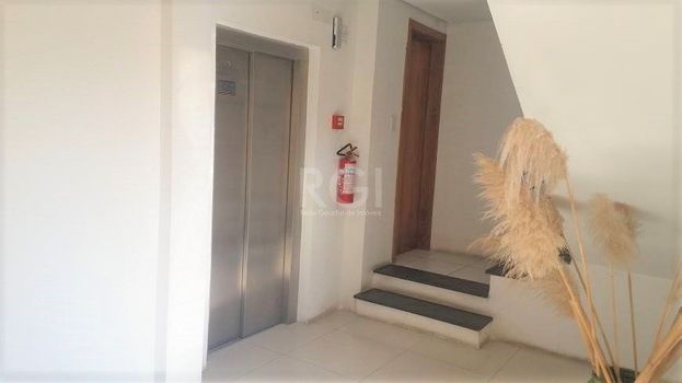 Foto 20 do(a) Flat de 2 quartos à venda em Santo Antônio, Porto Alegre