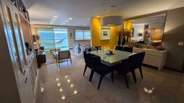 Foto 4 do(a) Apartamento de 4 quartos à venda em Ingá, Niterói