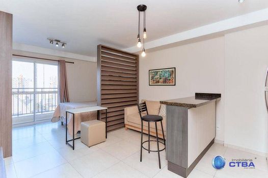 Foto 2 do(a) Apartamento de 1 quartos à venda em Centro, Curitiba