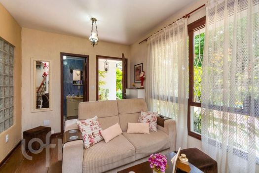 Foto 6 do(a) Casa em Condomínio de 3 quartos à venda em Santo Antônio, Porto Alegre