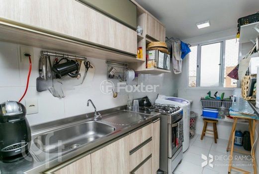 Foto 5 do(a) Apartamento de 3 quartos à venda em Vila Ipiranga, Porto Alegre