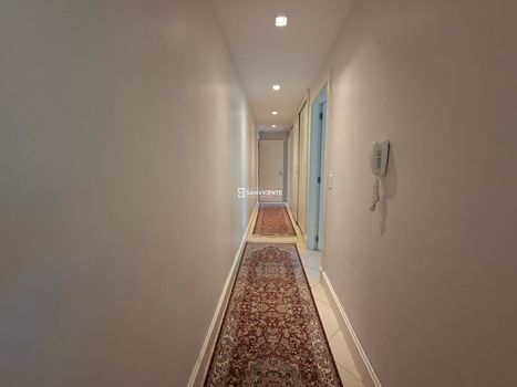 Foto 13 do(a) Apartamento de 3 quartos para alugar em Três Figueiras, Porto Alegre
