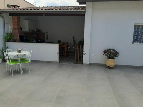 Foto 9 do(a) Casa de 3 quartos à venda em Loteamento Residencial Carangola, Pindamonhangaba