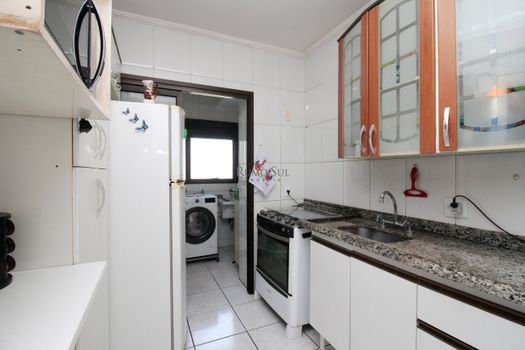 Foto 10 do(a) Apartamento de 3 quartos à venda em Jardim Londrina, São Paulo