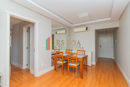 Foto 5 do(a) Apartamento de 3 quartos à venda em Chácara das Pedras, Porto Alegre