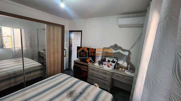 Foto 4 do(a) Casa de 3 quartos à venda em Jardim Terezópolis, Guarulhos