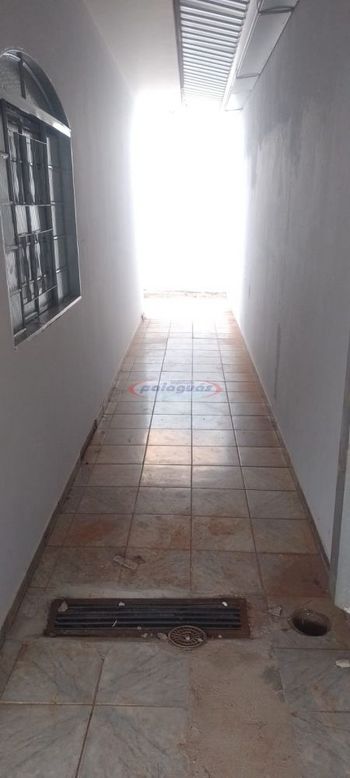 Foto 2 do(a) Casa de 3 quartos à venda em Jardim Novo Oásis, Maringá