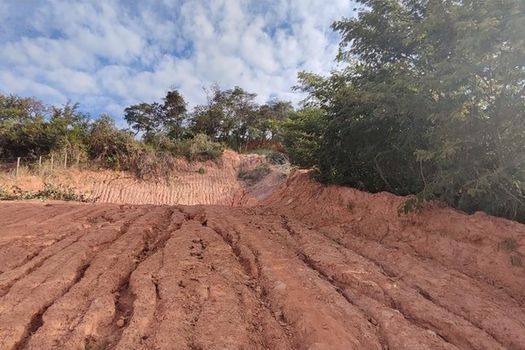 Foto 9 do(a) Terreno false à venda em Jardim Alvorada (Justinópolis), Ribeirão das Neves