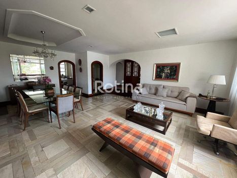 Foto 1 do(a) Apartamento de 3 quartos à venda em Osvaldo Rezende, Uberlândia