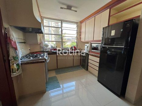 Foto 13 do(a) Apartamento de 3 quartos à venda em Osvaldo Rezende, Uberlândia
