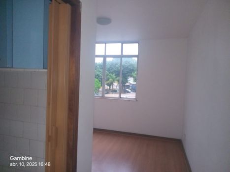 Foto 2 do(a) Apartamento de 2 quartos à venda em Parada de Lucas, Rio de Janeiro
