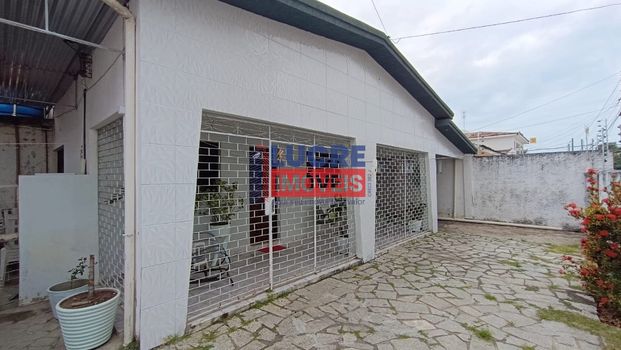 Foto 2 do(a) Casa de 4 quartos à venda em Jaguaribe, João Pessoa