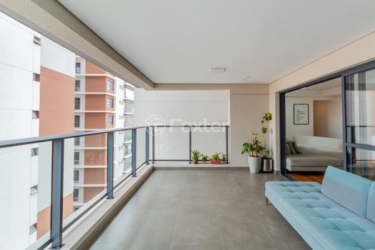Foto 3 do(a) Apartamento de 3 quartos à venda em Mirandópolis, São Paulo