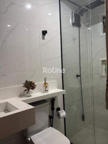 Foto 8 do(a) Apartamento de 2 quartos à venda em Jaraguá, Uberlândia