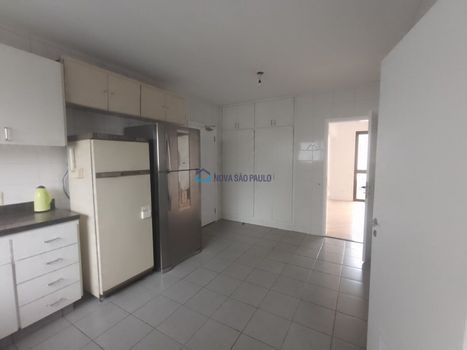 Foto 20 do(a) Apartamento de 3 quartos à venda em Moema, São Paulo