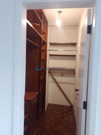 Foto 9 do(a) Apartamento de 3 quartos à venda em Moema, São Paulo