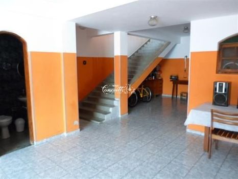 Foto 4 do(a) Casa de 4 quartos à venda em Parque Marajoara, Santo André